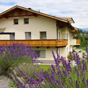 Farm stay Schneiderhof, Oberperfuss